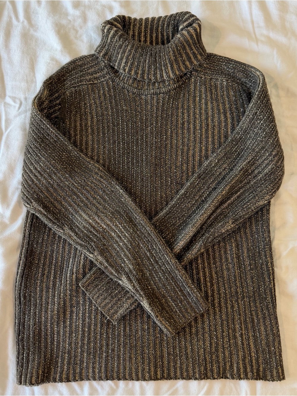 Men's Turtleneck Ribbed Sweater - Brown